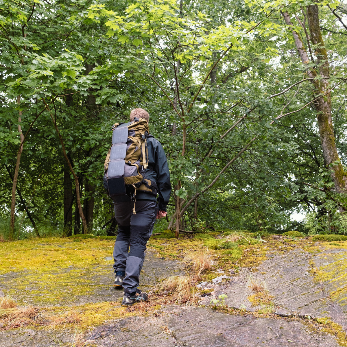 Aqiila Sunbird P21 – Solcellsladdare 20W